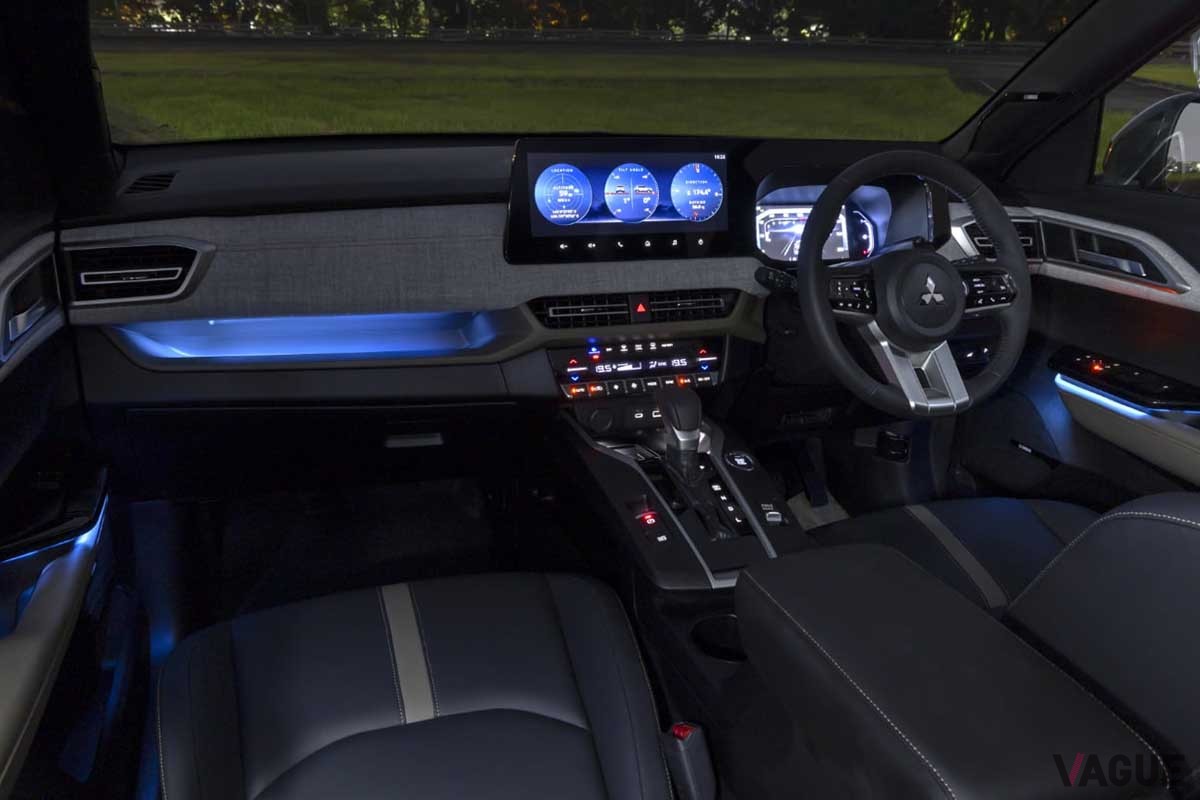三菱新型「エクスフォース」のインテリア