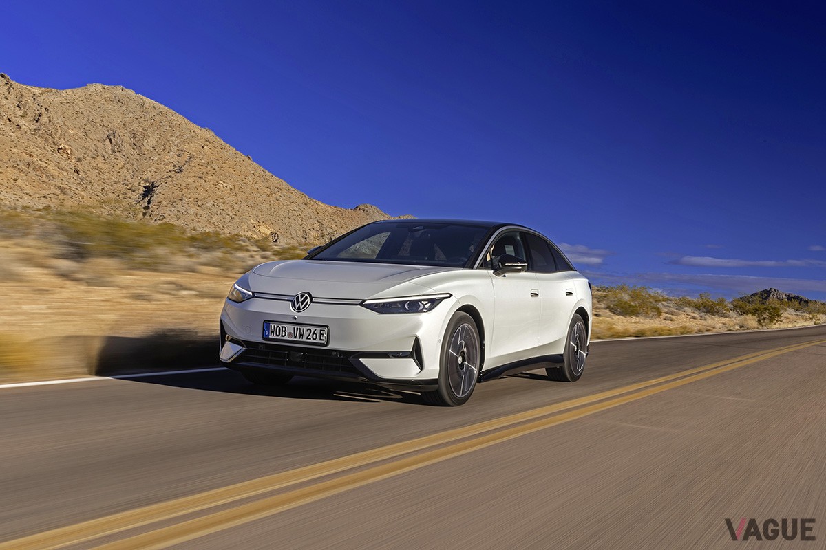 VWは自社の車載音声アシスタントにチャットGPTを統合して搭載することを2024年1月に開催された「CES2024」で発表、まもなく「ID.7」などに展開する予定だ