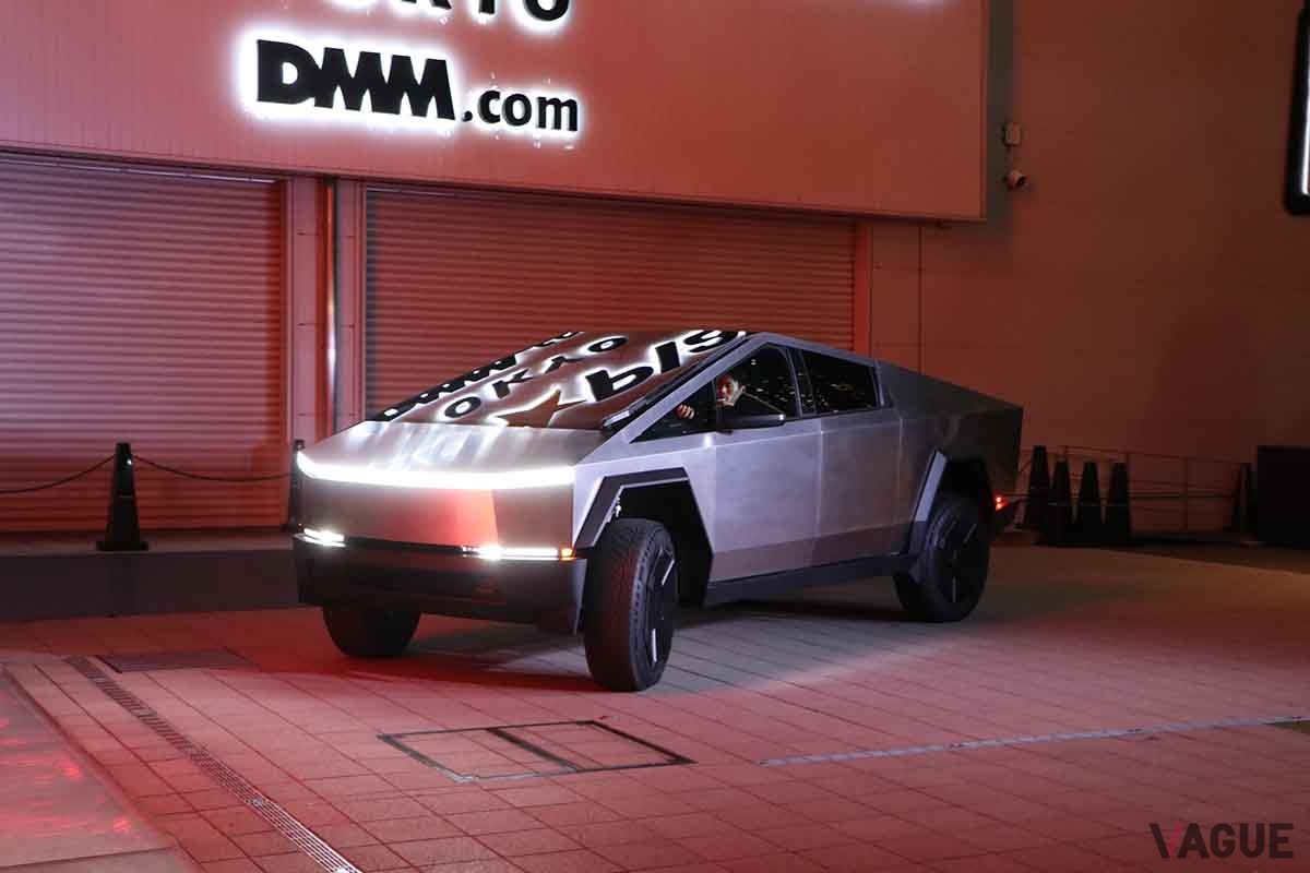 日本初公開されたテスラ新型「サイバートラック」のイベントの様子