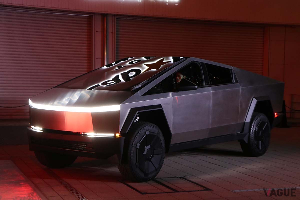 日本初公開されたテスラ新型「サイバートラック」のイベントの様子