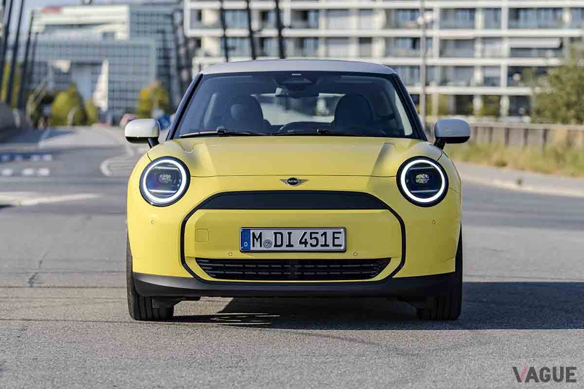 新型「ミニ・クーパーE」