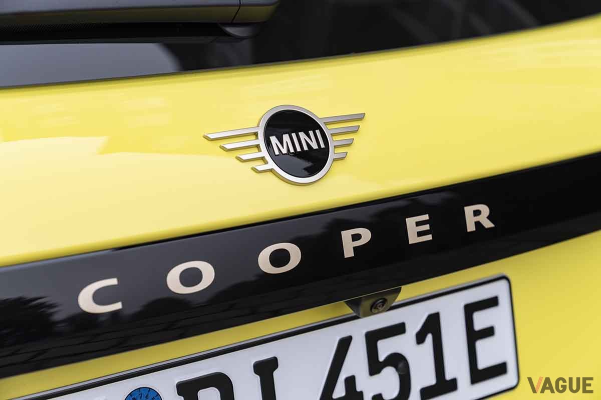新型「ミニ・クーパーE」