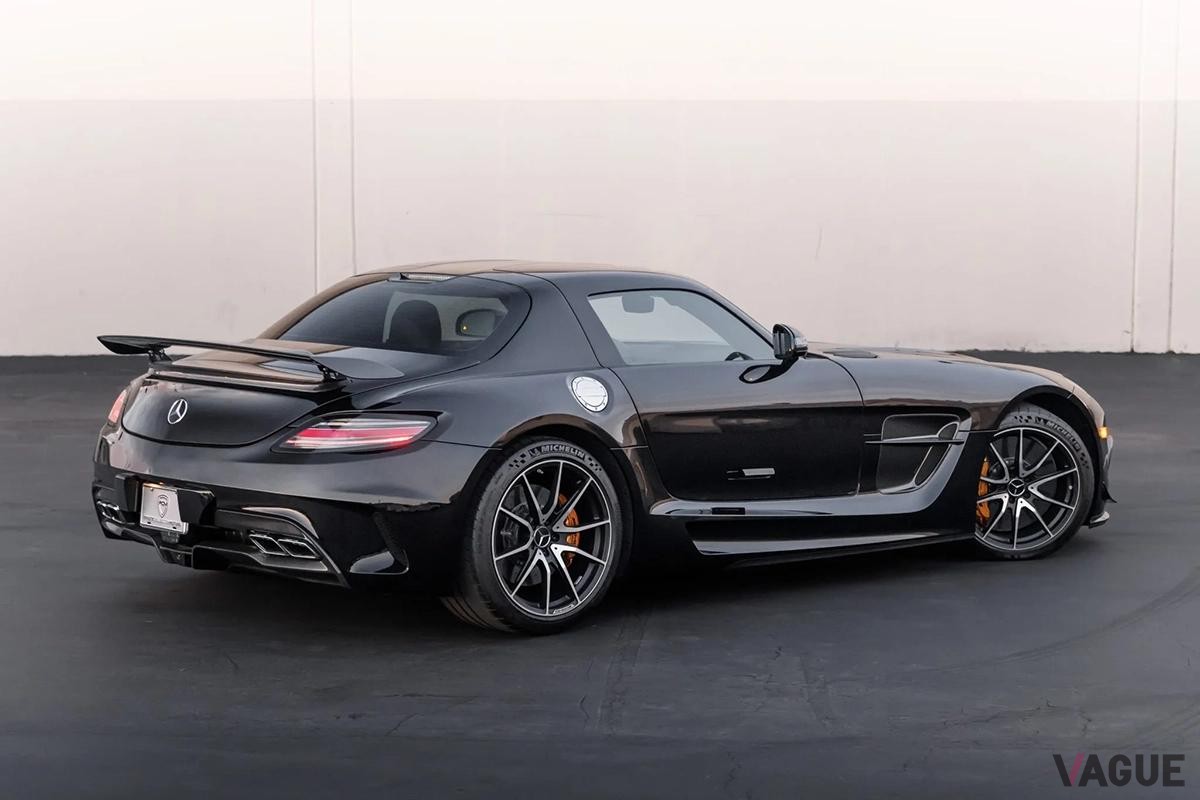 オークションに登場した2014年式メルセデス・ベンツ「SLS AMGブラックシリーズ」