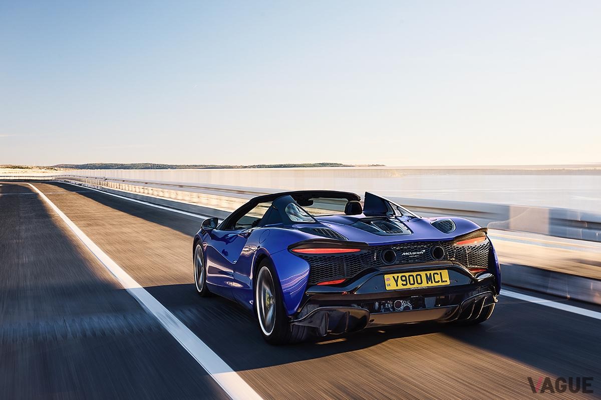 マクラーレン新型「アルトゥーラ スパイダー」