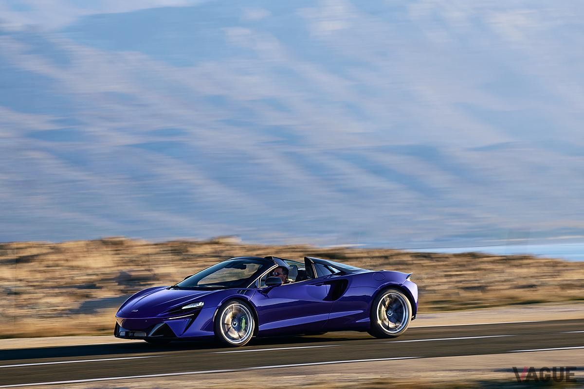 マクラーレン新型「アルトゥーラ スパイダー」