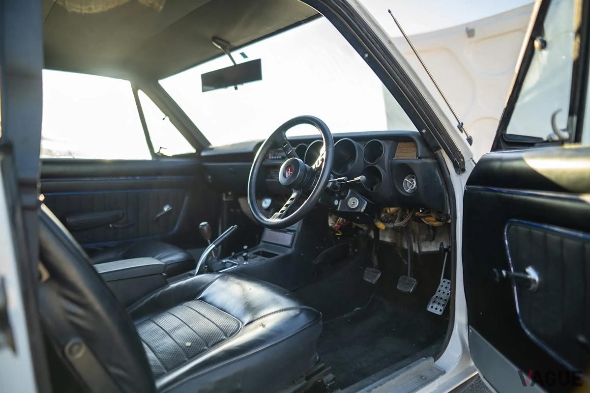米国オークションに登場した1972年製日産「スカイライン（KGC10型）」のインテリア