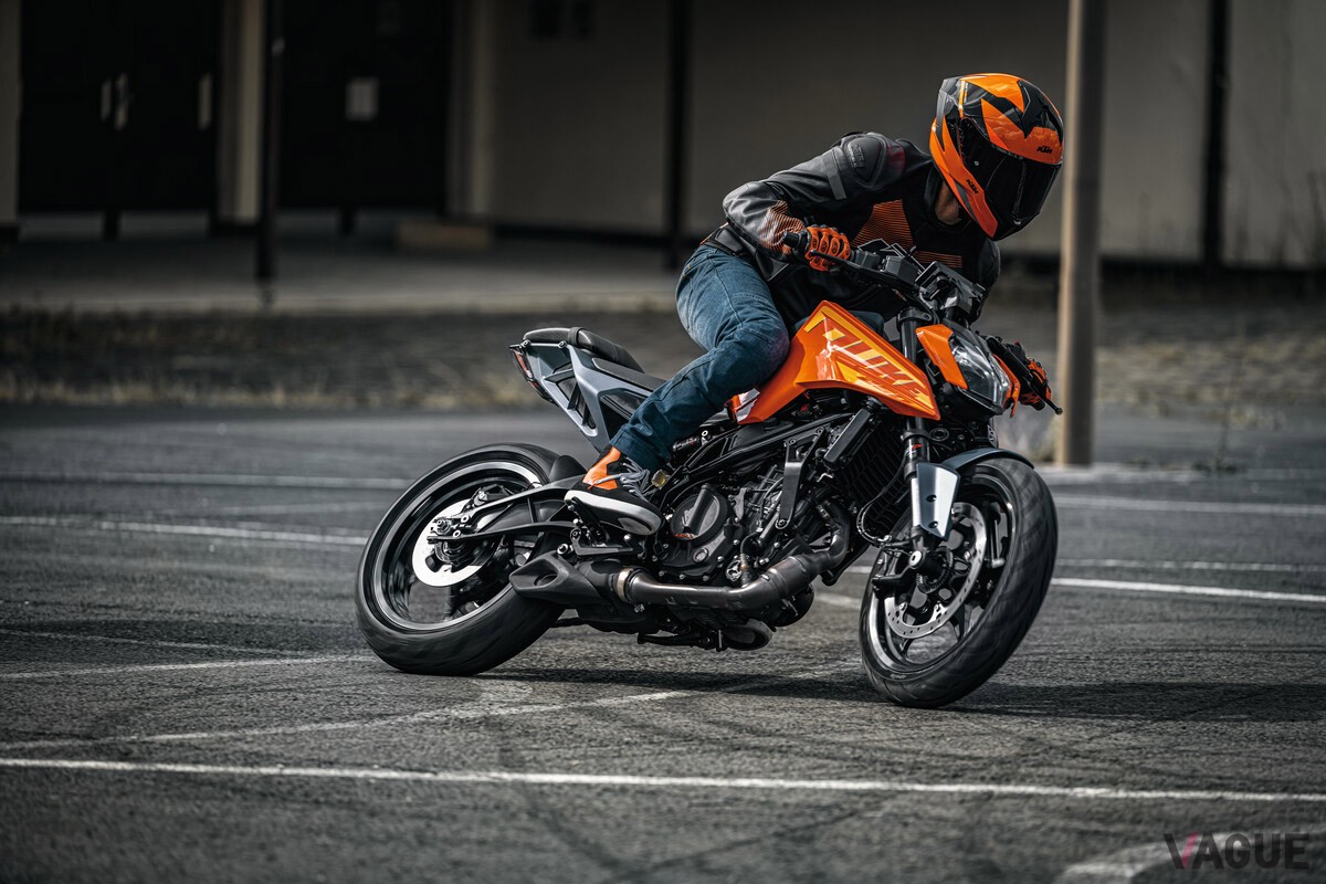 「KTM 250 DUKE」