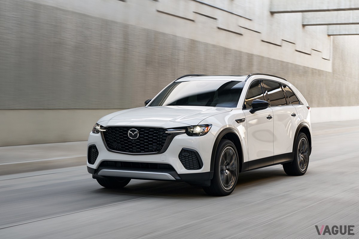 SNS上ですでに賛否の声が見受けられる新型「CX-70」は、マツダで最大の北米市場向け2列シートSUV