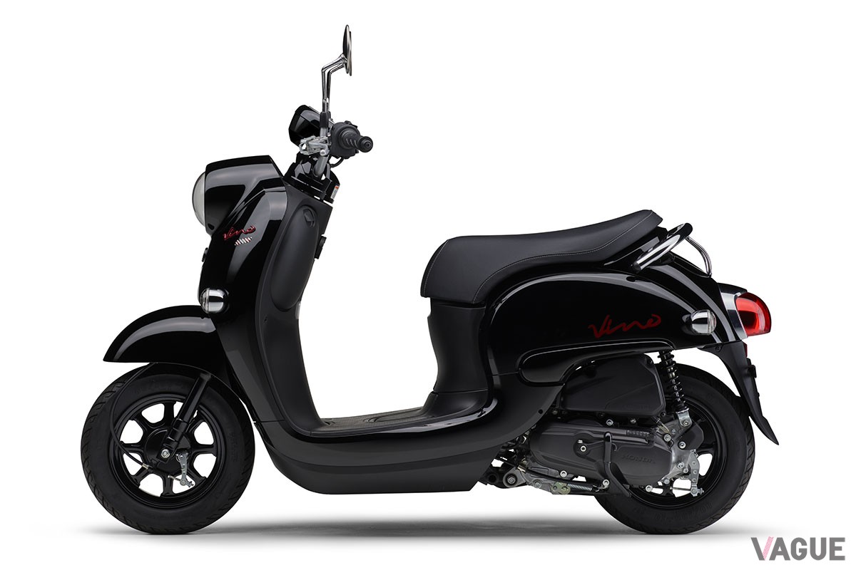 新たにレッド、マットブルー、ライトブルーの新色を設定し、全6色をカラーバリエーションとなったヤマハ「Vino」