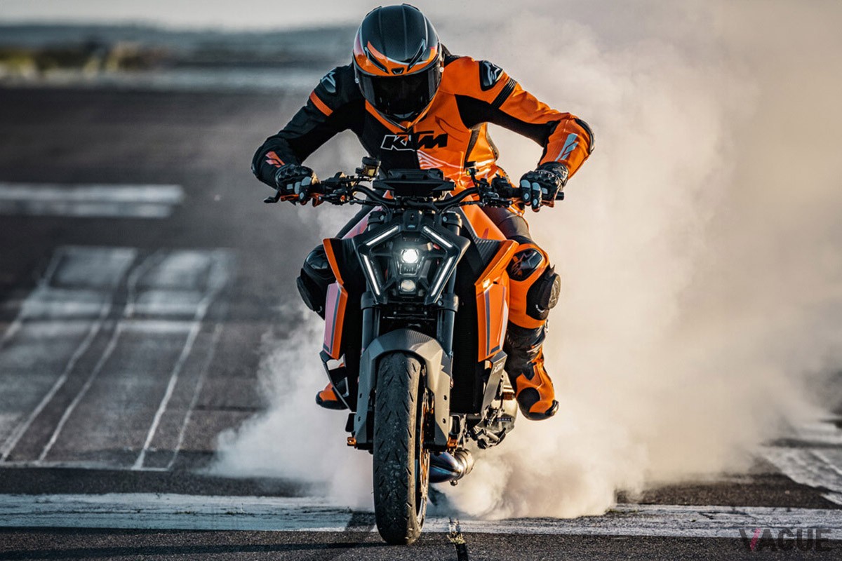 KTM「1390スーパーデュークR EVO」