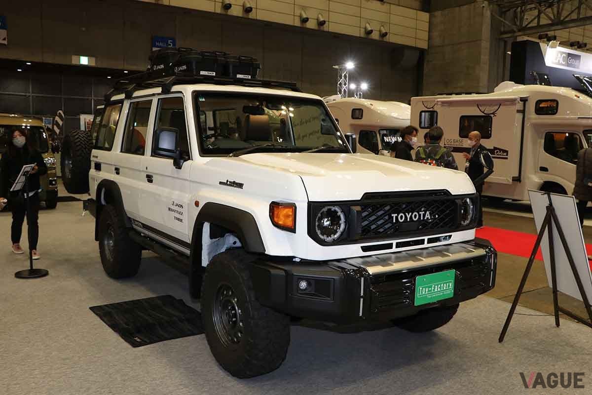 トヨタ「ランドクルーザー70」車中泊仕様車
