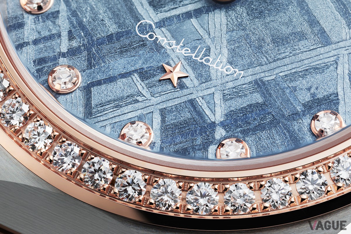 ベゼルとアワーマーカーに添えたダイヤモンドの煌めきも魅力のひとつ。28mmクオーツ「131.25.28.60.99.001」（181万5000円、消費税込）