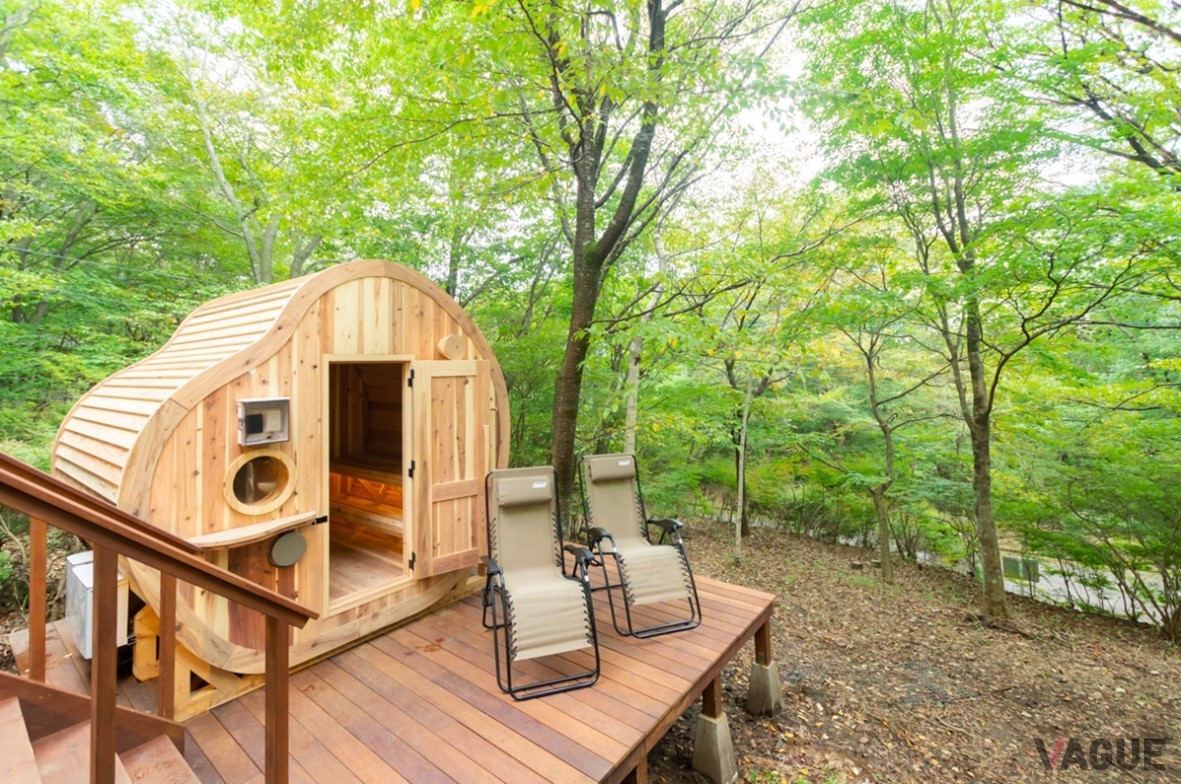 大自然を眺める開放的な外気浴空間で、至極の“ととのい“体験「rinne 2nd living」