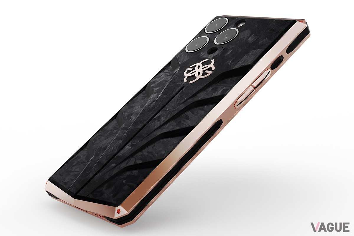「Rose Gold Carbon」。ゴールデンコンセプトらしいローズゴールドとブラックの取り合わせ