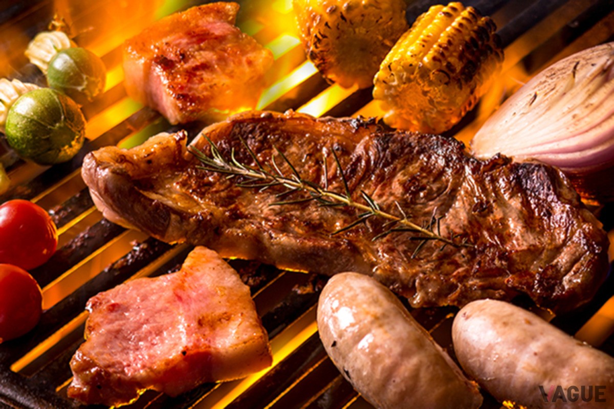 気軽にアウトドア滞在を楽しめるALOHA特製彩りハワイアンディナー