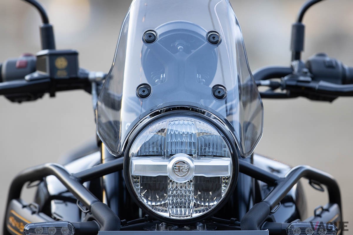 ロイヤルエンフィールド新型「ヒマラヤ450」は、同ブランド初の水冷エンジン搭載など、全方位的に進化を遂げたアドベンチャーツアラー