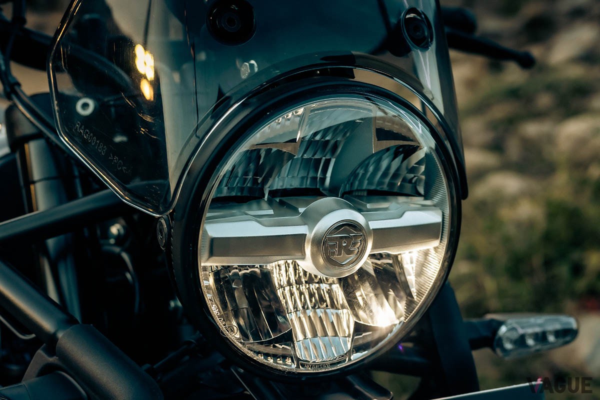 ロイヤルエンフィールド新型「ヒマラヤ450」は、同ブランド初の水冷エンジン搭載など、全方位的に進化を遂げたアドベンチャーツアラー