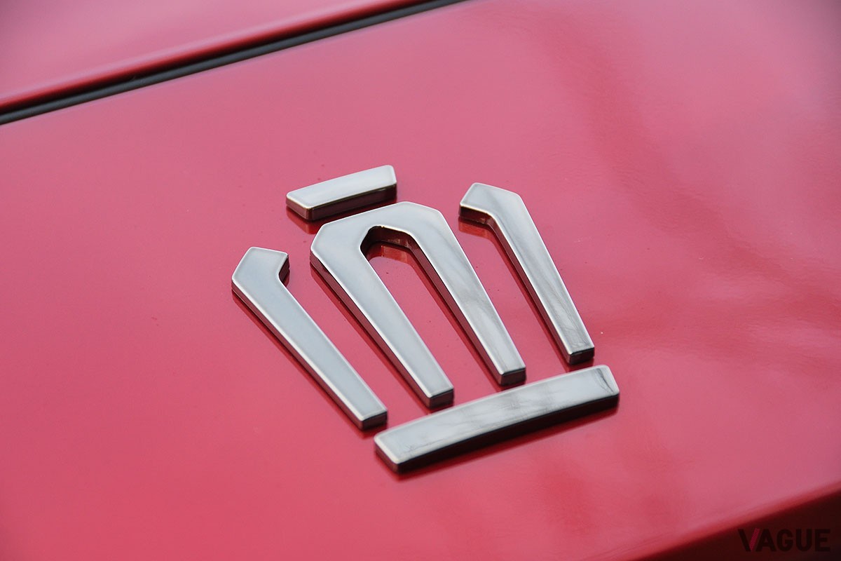 トヨタ「クラウン・スポーツ」のPHEV仕様「RS」グレードは、圧倒的な加速を味わえるスポーティモデル