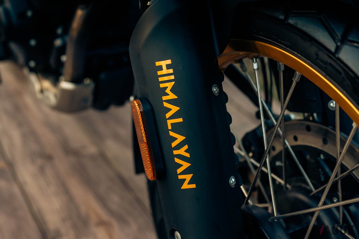 ロイヤルエンフィールド新型「ヒマラヤ450」は、同ブランド初の水冷エンジン搭載など、全方位的に進化を遂げたアドベンチャーツアラー