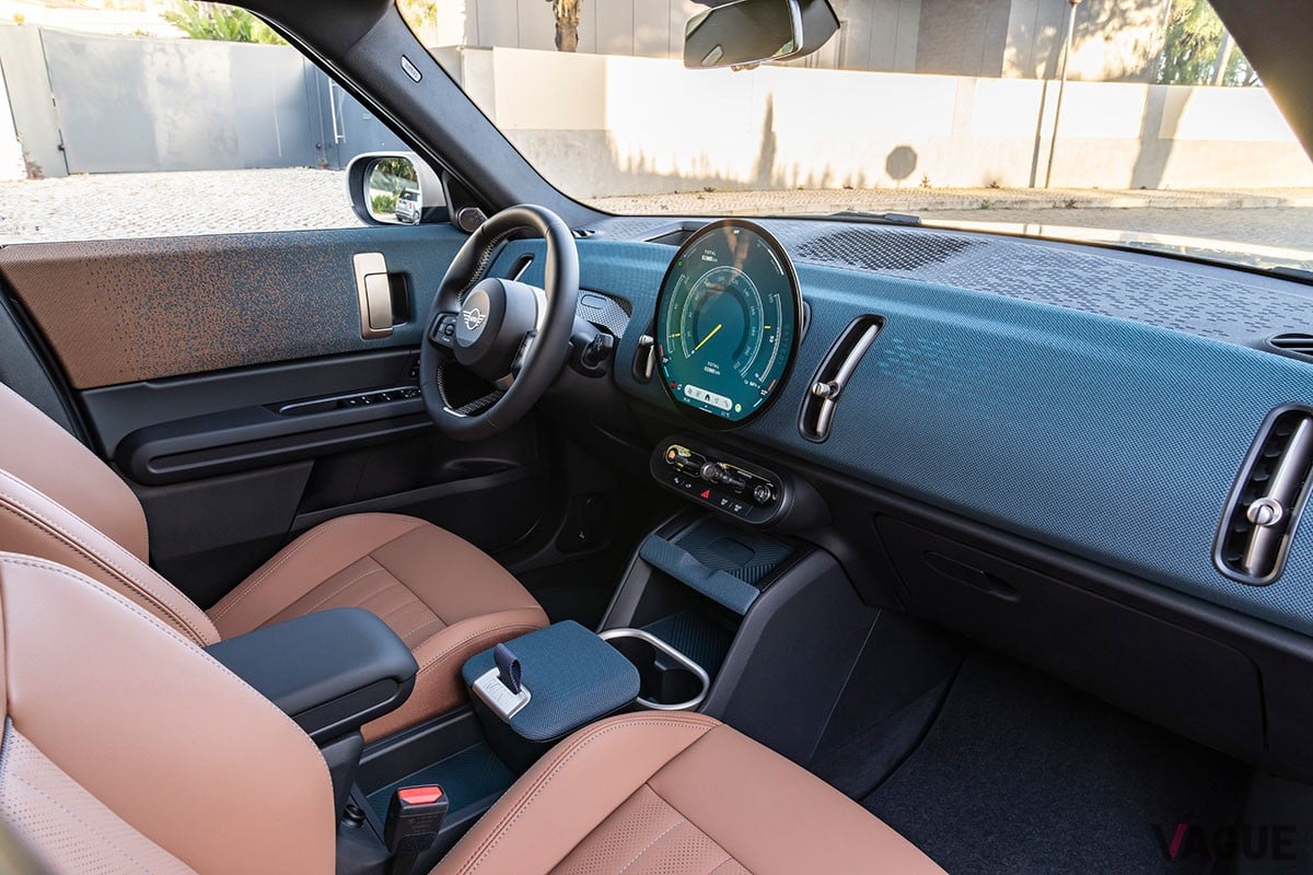 新型「ミニ・カントリーマン SE ALL4」