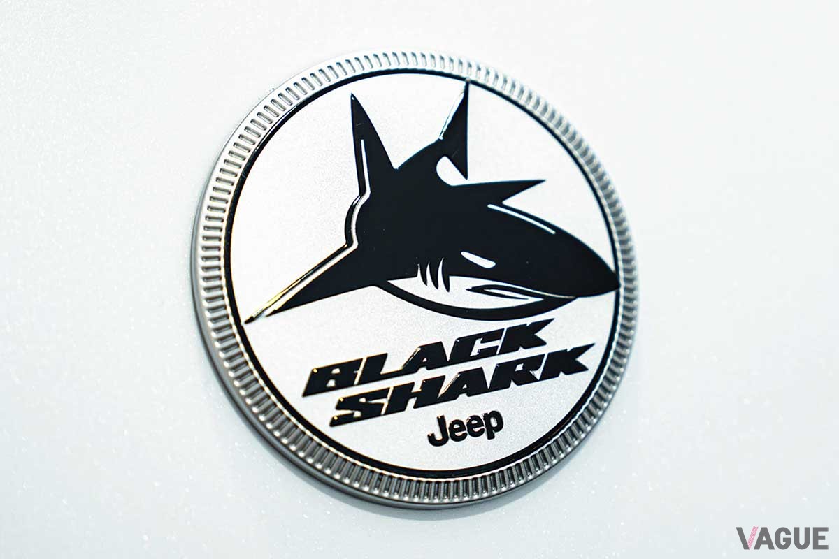ジープ・コンパスに設定された限定車「コンパス・ブラックシャーク」
