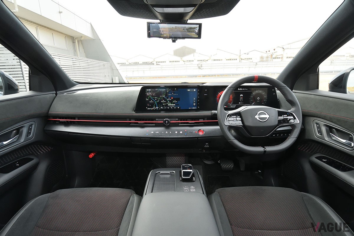 ルックスだけじゃない実際に“効く”エアロパーツや専用開発のタイヤなどのパーツ選びはもちろん、走り味からも開発陣の本気が伝わってくる日産「アリアNISMO」