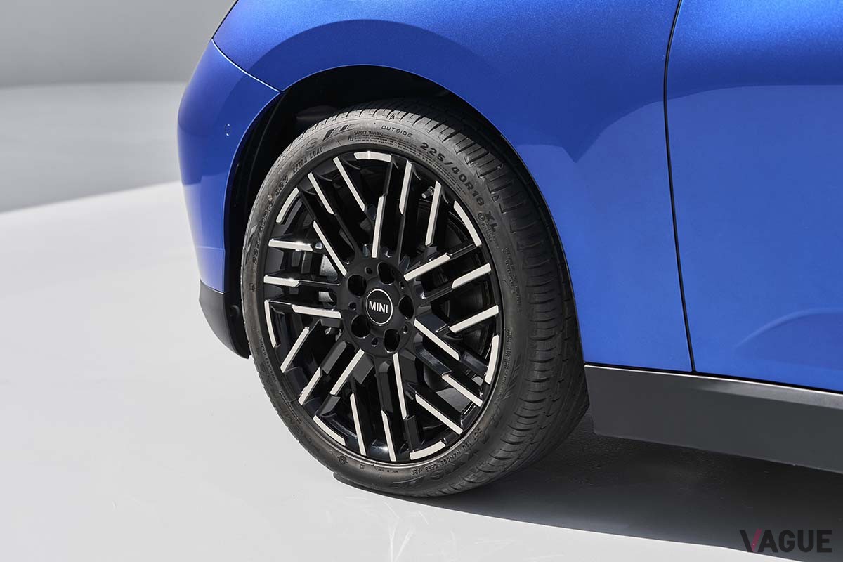 新型「ミニ・クーパー3ドア」