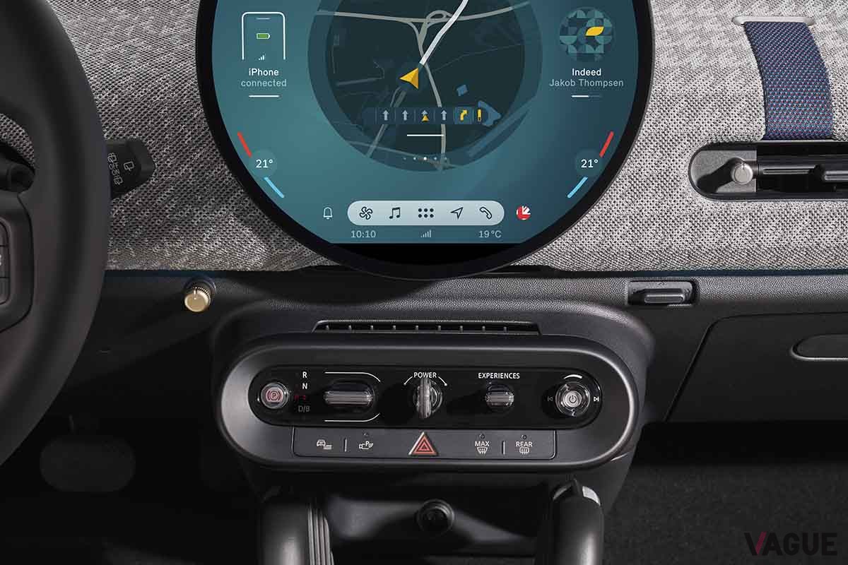 新型「ミニ・クーパー3ドア」のインテリア