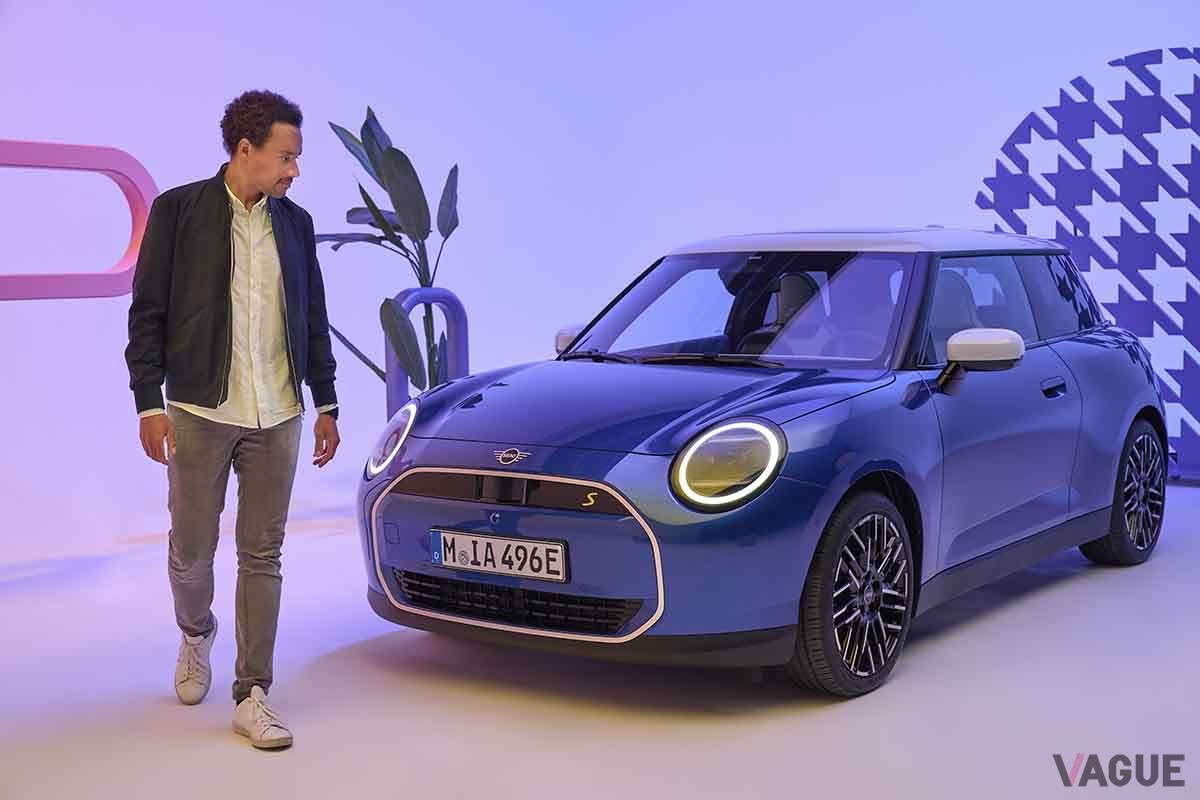 新型「ミニ・クーパー3ドア」のチーフデザイナー、オリバー・ハイルマー氏