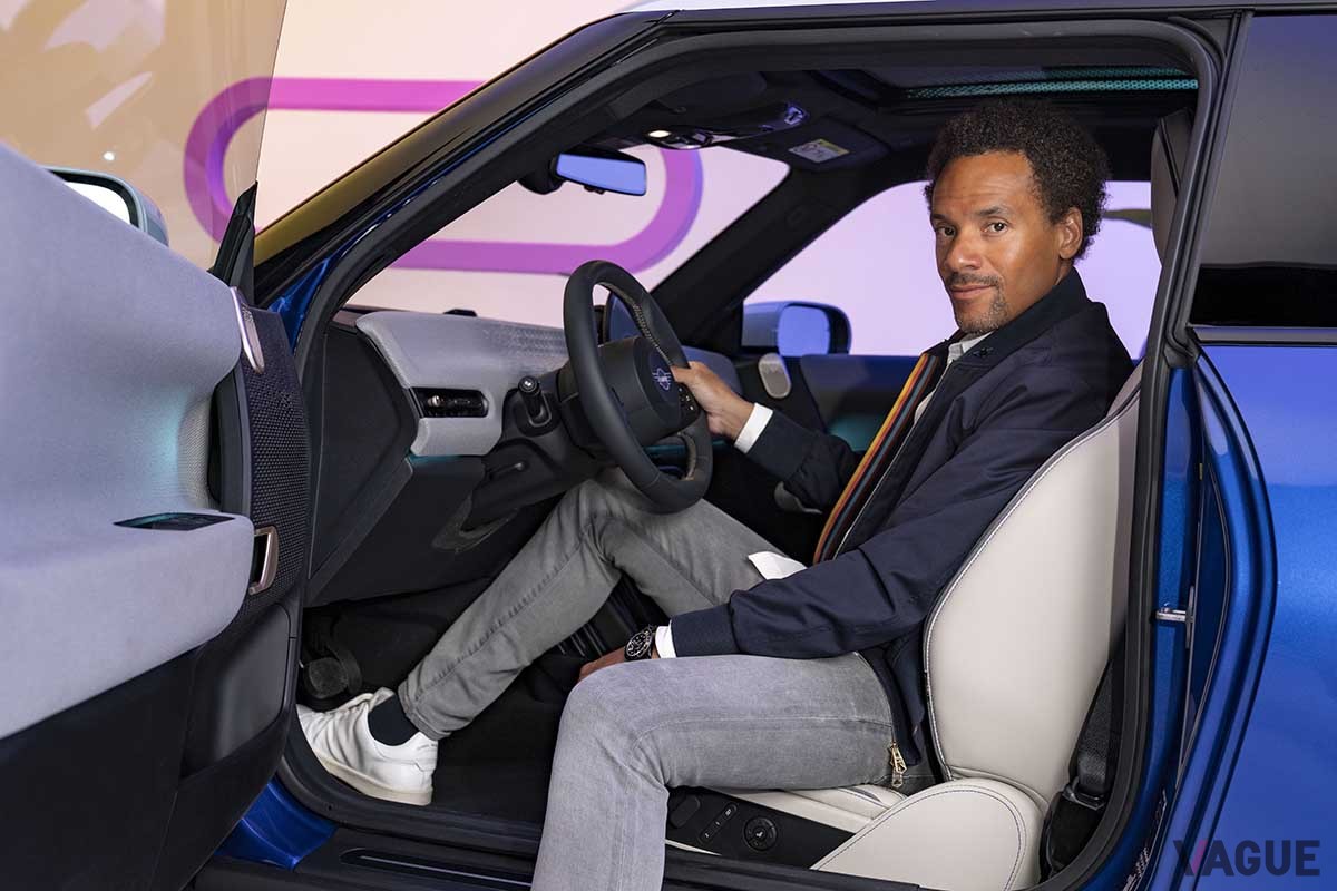 新型「ミニ・クーパー3ドア」のチーフデザイナー、オリバー・ハイルマー氏