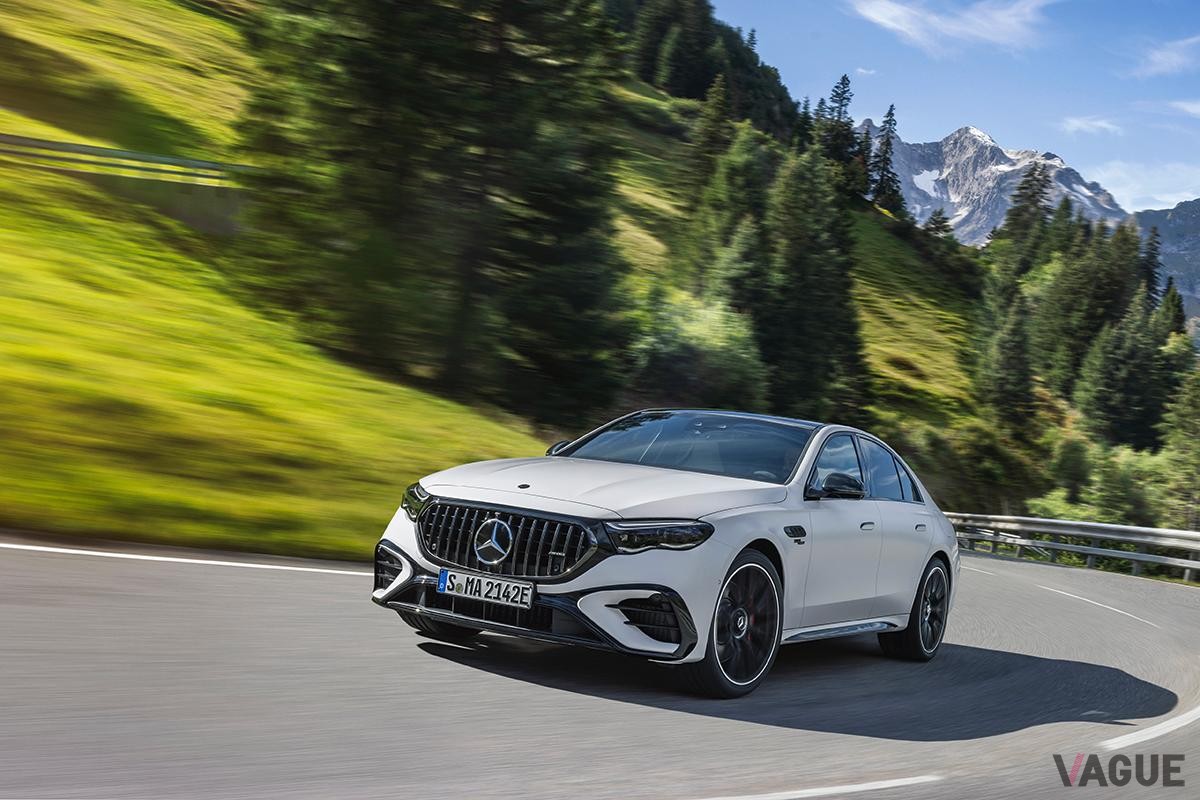 欧州で発表された新型メルセデスAMG「E53ハイブリッド4MATIC＋」セダン