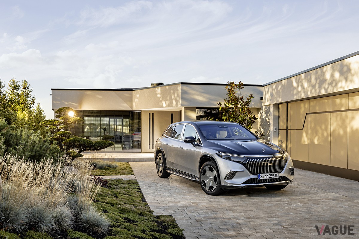 欧州市場で発売された新型メルセデス・マイバッハ「EQS680 SUV」