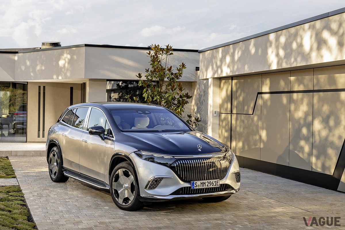 欧州市場で発売された新型メルセデス・マイバッハ「EQS680 SUV」