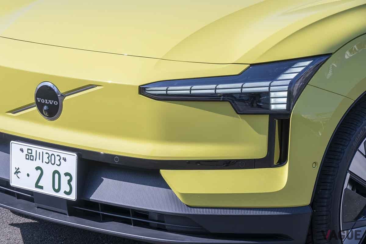 日本でも2023年11月に発売されたボルボ新型「EX30」。ボルボの好調さを支えるモデルとなる