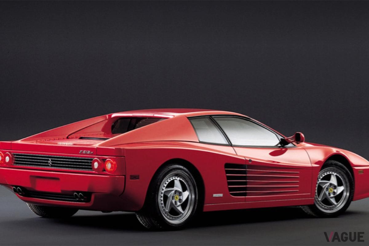 V12気筒エンジンをリアミッドに搭載したスーパーカー、フェラーリ「F512M」。世界で501台が販売されたという