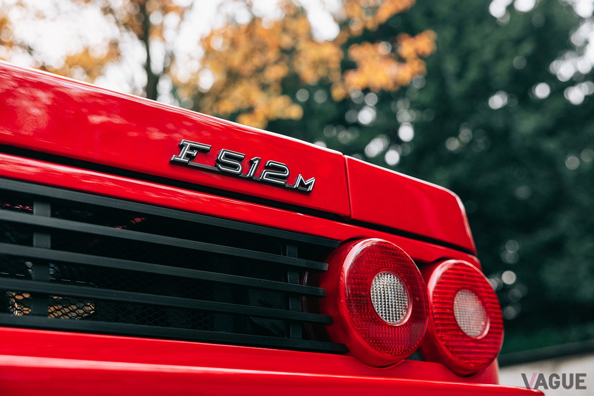 V12気筒エンジンをリアミッドに搭載したスーパーカー、フェラーリ「F512M」。世界で501台が販売されたという