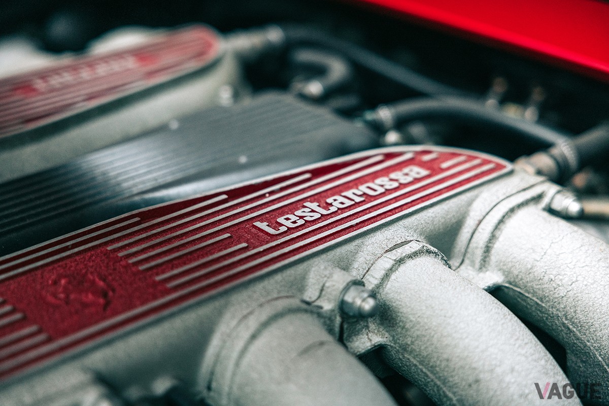 V12気筒エンジンをリアミッドに搭載したスーパーカー、フェラーリ「F512M」。世界で501台が販売されたという