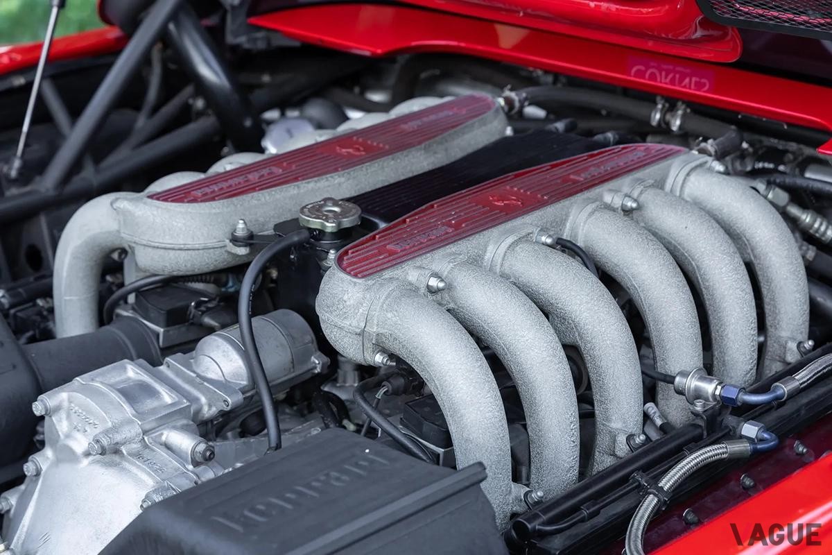 米国オークションに登場した1995年式フェラーリ「F512M」。左ハンドルだが希少な日本仕様モデルだ