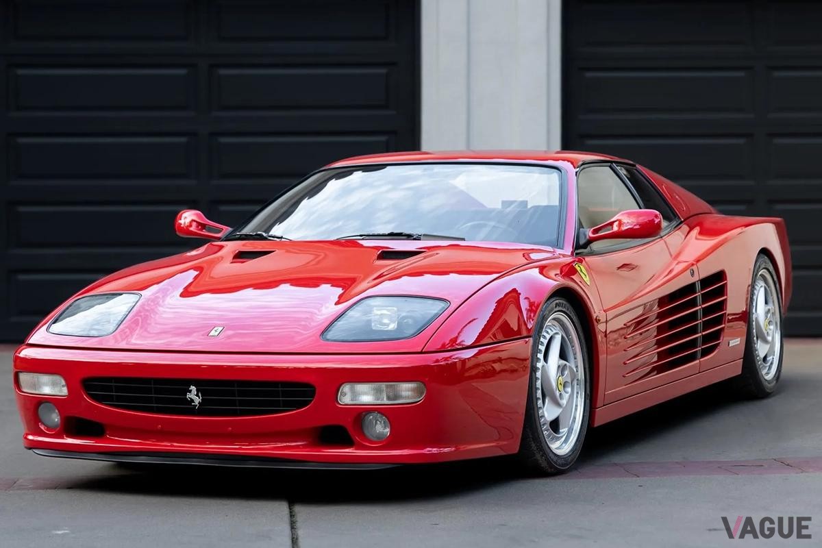 米国オークションに登場した1995年式フェラーリ「F512M」。左ハンドルだが希少な日本仕様モデルだ