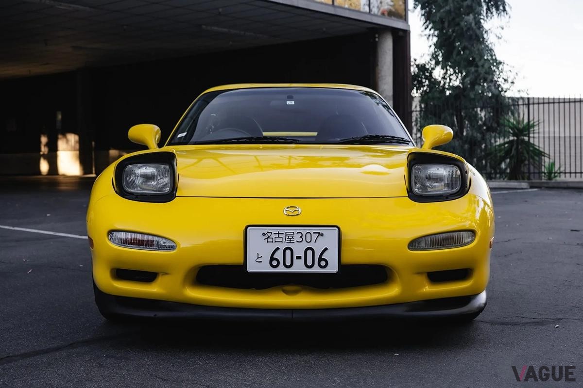 米国オークションに登場した1997年式マツダ「RX-7 タイプRS-R」