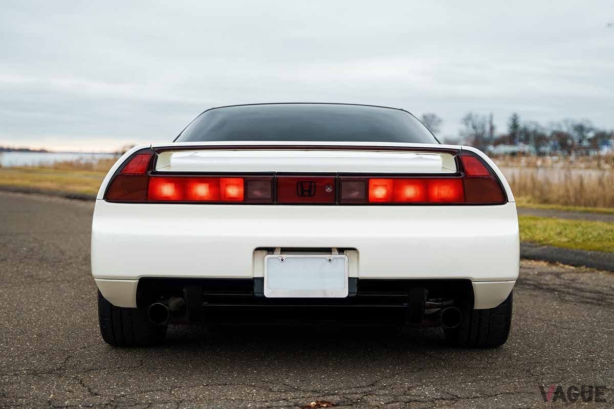 米国オークションに登場した1996年式ホンダ「NSX-R」(C)2024 Courtesy of RM Sotheby's
