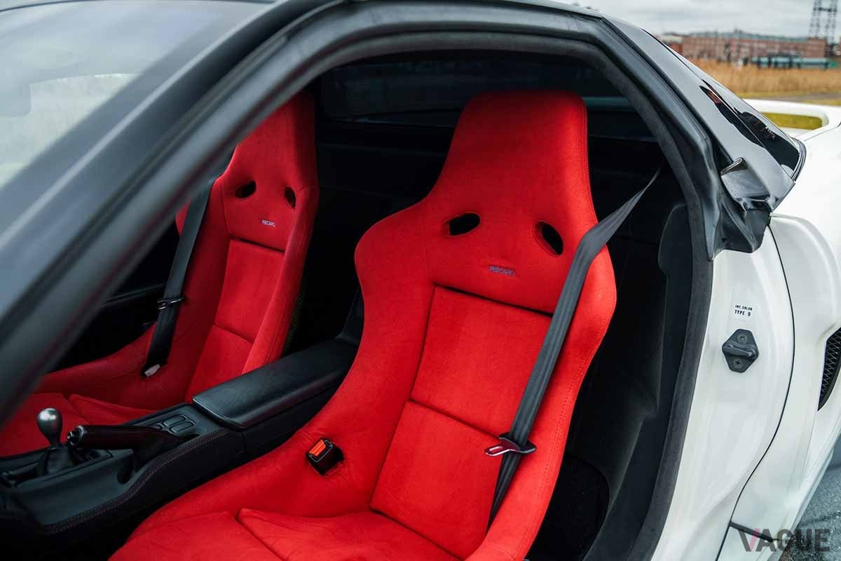 米国オークションに登場した1996年式ホンダ「NSX-R」のインテリア(C)2024 Courtesy of RM Sotheby's