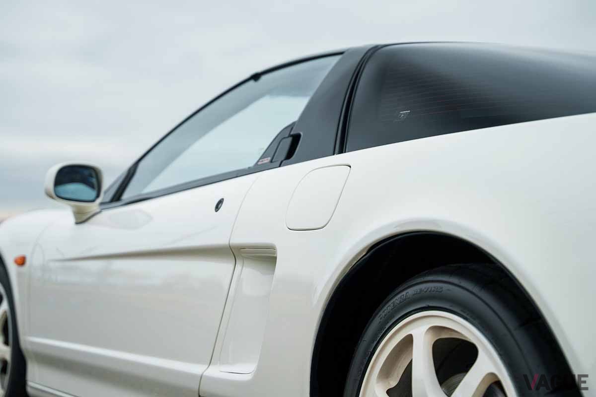 米国オークションに登場した1996年式ホンダ「NSX-R」(C)2024 Courtesy of RM Sotheby's