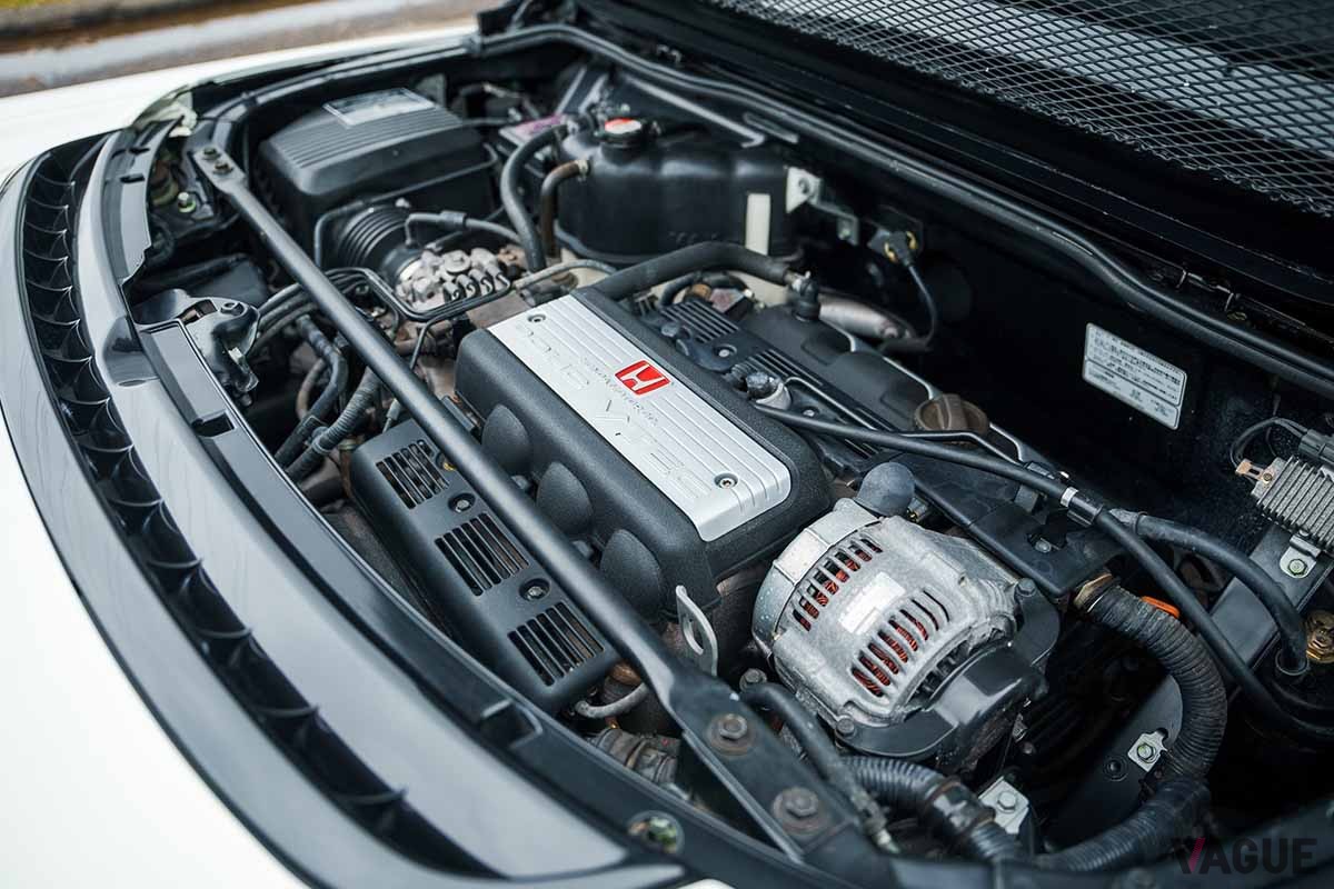 米国オークションに登場した1996年式ホンダ「NSX-R」のエンジン(C)2024 Courtesy of RM Sotheby's