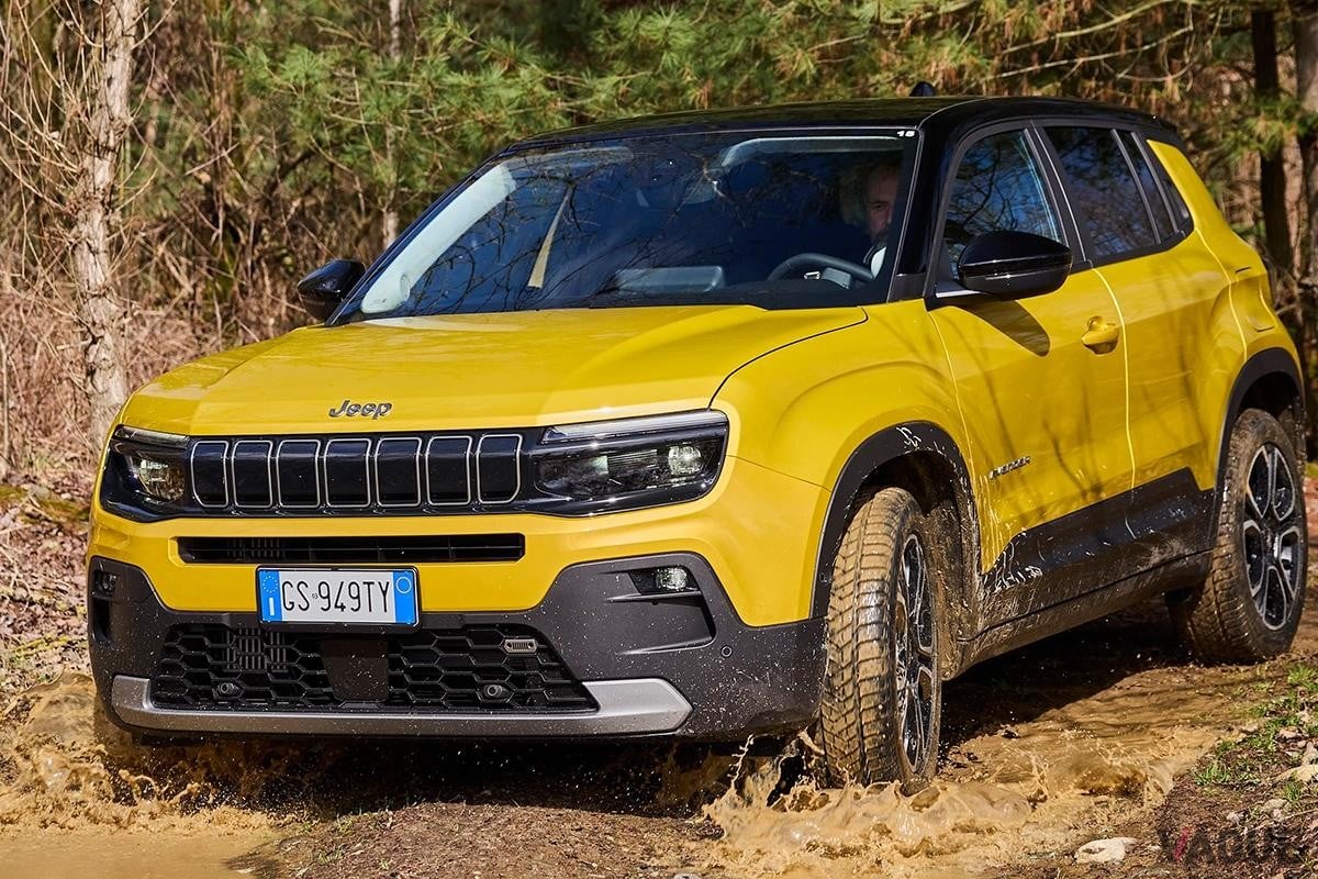 欧州市場で受注が10万台を突破したジープ新型「アベンジャー」。日本でもまもなく登場する予定だ