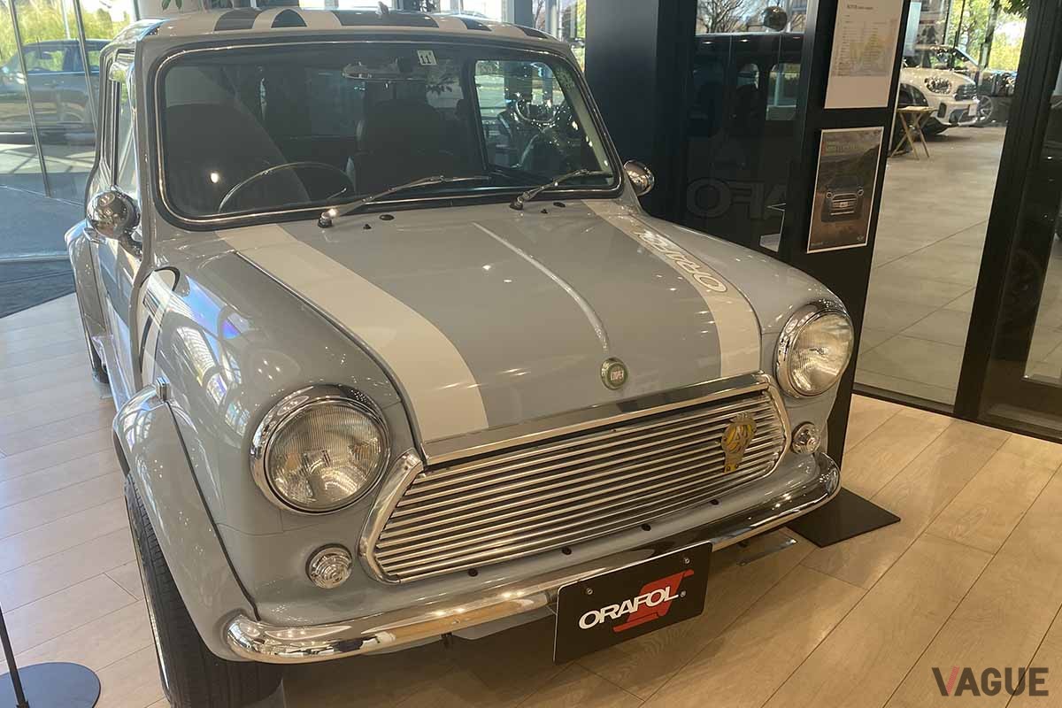 1959年に登場、長い間親しまれたクラシックMini（ミニ）もグリップ型ドアハンドルを採用していた