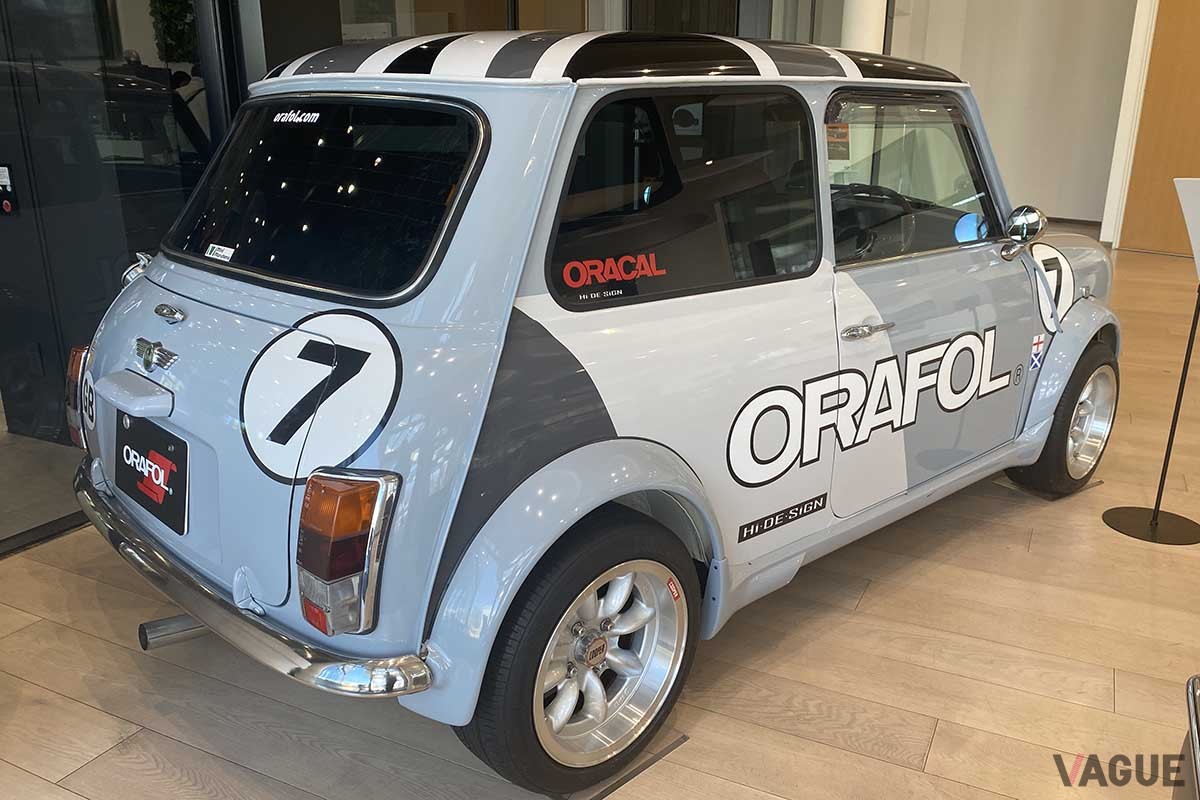 1959年に登場、長い間親しまれたクラシックMini（ミニ）もグリップ型ドアハンドルを採用していた