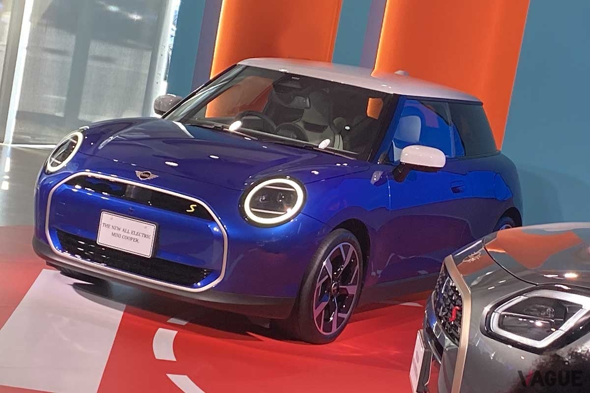 2024年3月1日に日本上陸、およそ10年ぶりにフルモデルチェンジして登場した新型「ミニ・クーパー3ドア」