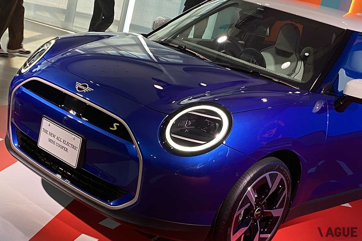 2024年3月1日に日本上陸、およそ10年ぶりにフルモデルチェンジして登場した新型「ミニ・クーパー3ドア」