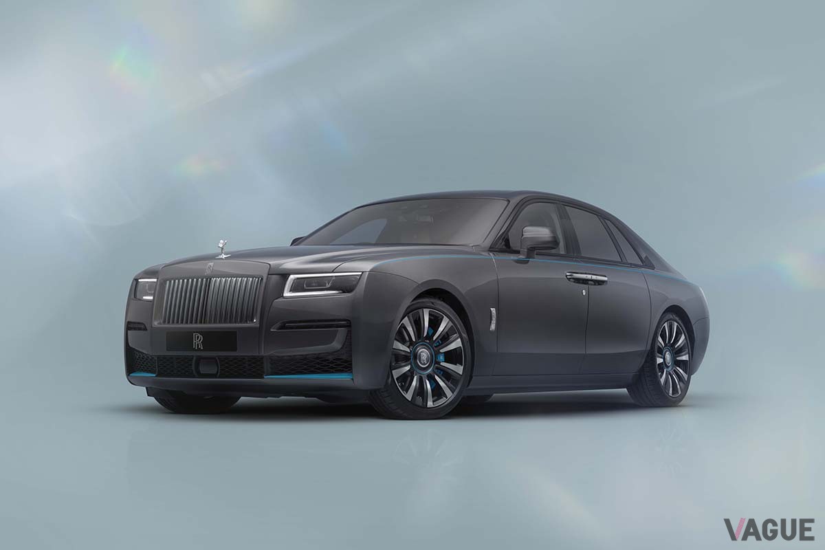 ロールス・ロイスの限定車「ゴースト プリズム」（ガンメタルグレー・ターコイズ）